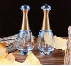 Sunshine személyre szabott luxus, kiváló minőségű arany átlátszó nagykereskedelmi üres kozmetikai csomagoló tartály 30 ml-es parfümös üveg